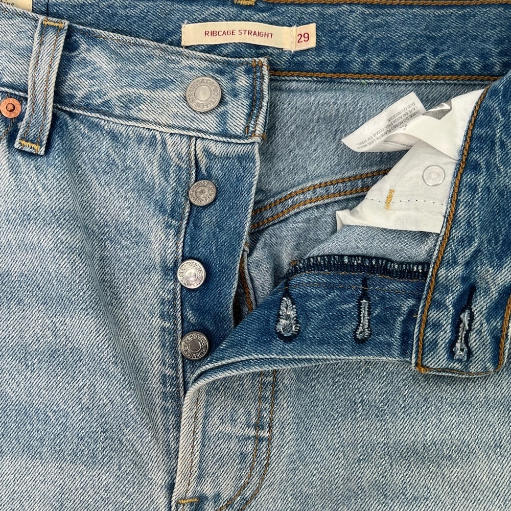 Levi’s Light Wash Ribcage High Rise Straight Leg Denim Jeans 29 Twenty Nine - Picture 7 of 12